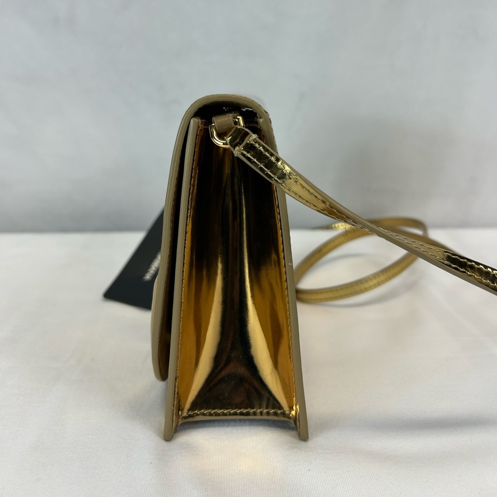 Dolce & Gabbana Gold DG Logo Crossbody Bag - Picture 3 of 12